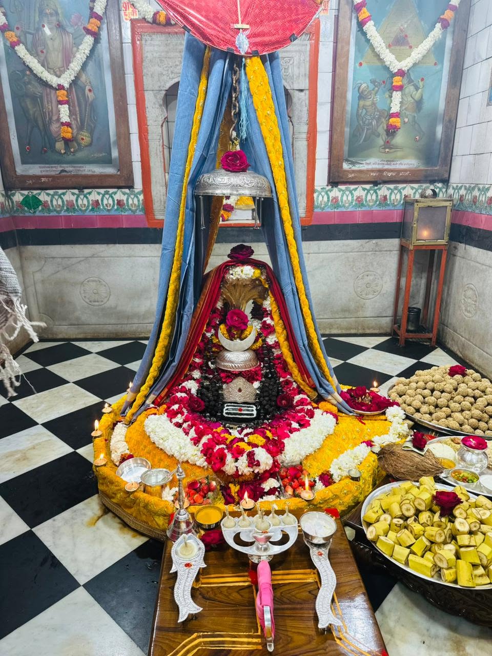 Mangalnath Temple (Mangal Dosh) in Ujjain, Madhya Pradesh — main sanctum photograph